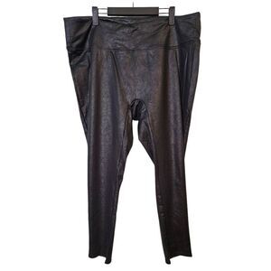 All Worthy black " looks like leather" ankle length leggings. Size 2X.